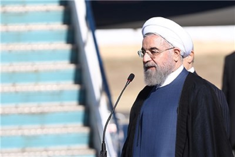 روحانی: امیدوارم سفر هیئت دولت آغاز حرکتی پرشتاب برای توسعه همدان باشد