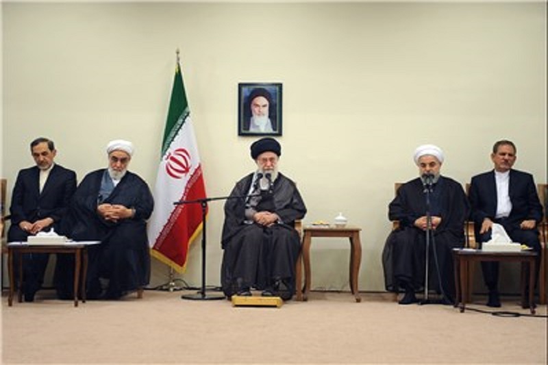رئیس‌جمهور و اعضای هیئت دولت با امام خامنه‌ای دیدار کردند