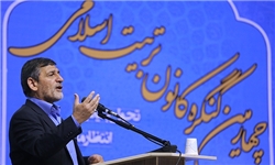 انقلاب کردیم که آقابالاسر نداشته باشیم