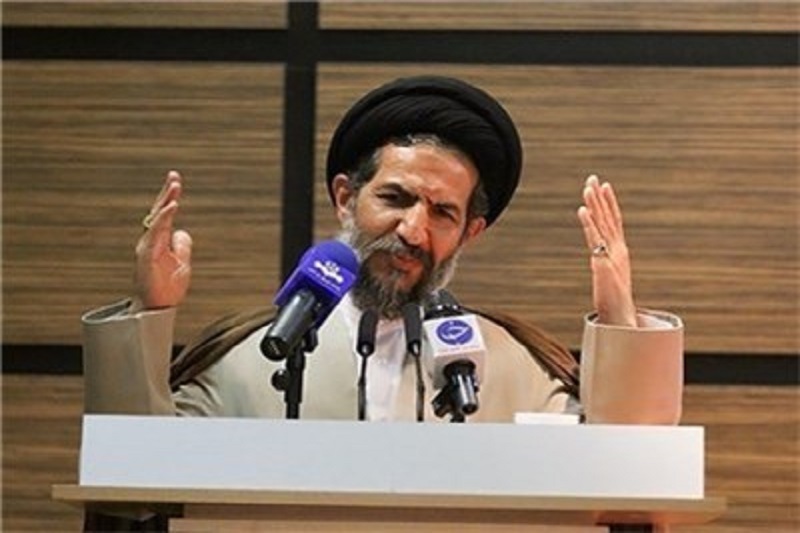 اقتصاد باید توسط مردم و با سیاستگذاری دولت هدایت شود