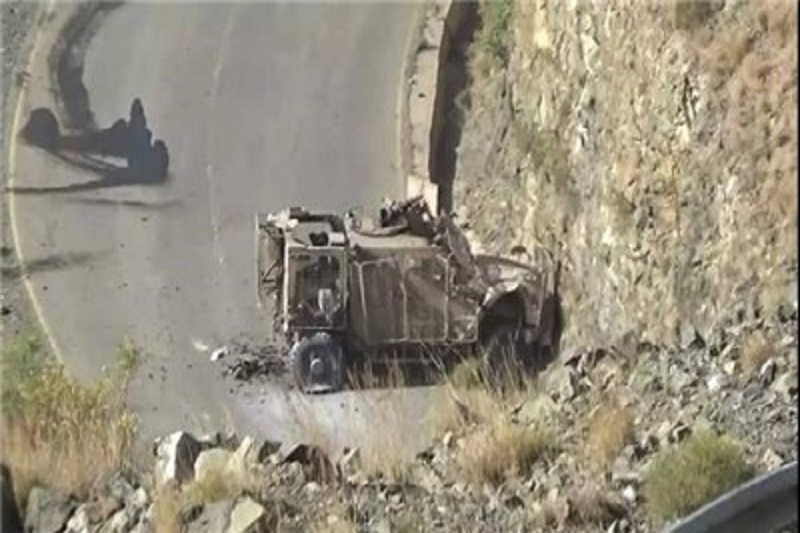 عملیات ویژه انصارالله ؛ انهدام کامل ۲۵ خودروی زرهی امارات و دو انبار سلاح