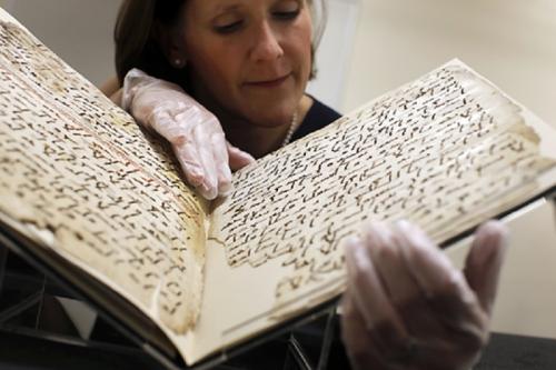 علت‌یابی رونمایی نسخه‌های قدیمی قرآن در اروپا و نگهداری آن توسط کشیش‌ها +فیلم و عکس