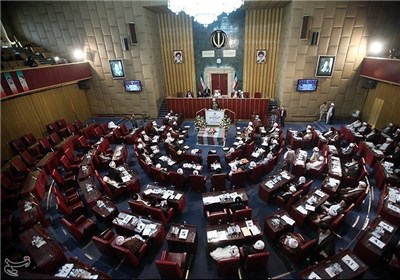 جلیلی و عراقچی سخنرانان ویژه هجدهمین اجلاس خبرگان با موضوع 