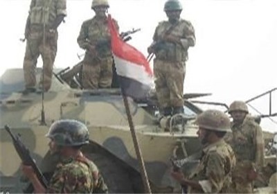 ارتش یمن چندین موضع نیروهای منصور هادی در تعز را پاکسازی کرد 