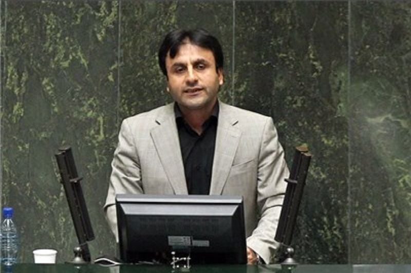 مجلس، دولت و دلسوزان نظام اجازه نفوذ به آمریکا را نمی‌دهند