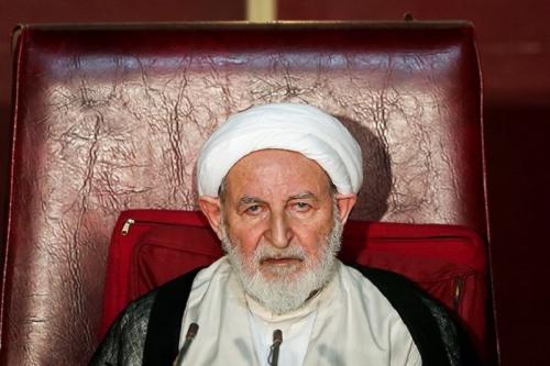 برخی تئاترها و جشن‌هایی که برگزار می‌شود قابل توجیه نیست/ آیا مسئولان خبر ندارند؟!