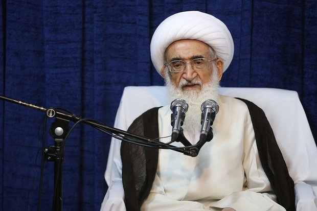 اتاق فکر سیاسی در حوزه ایجاد شود