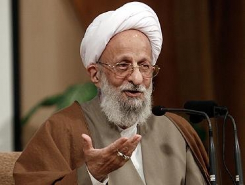 انتقاد آیت الله مصباح از طرفداران مذاکره با آمریکا 