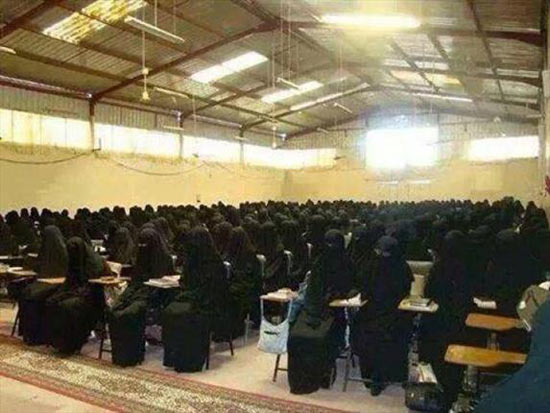کلاس درس عجیب دختران داعش+عکس 