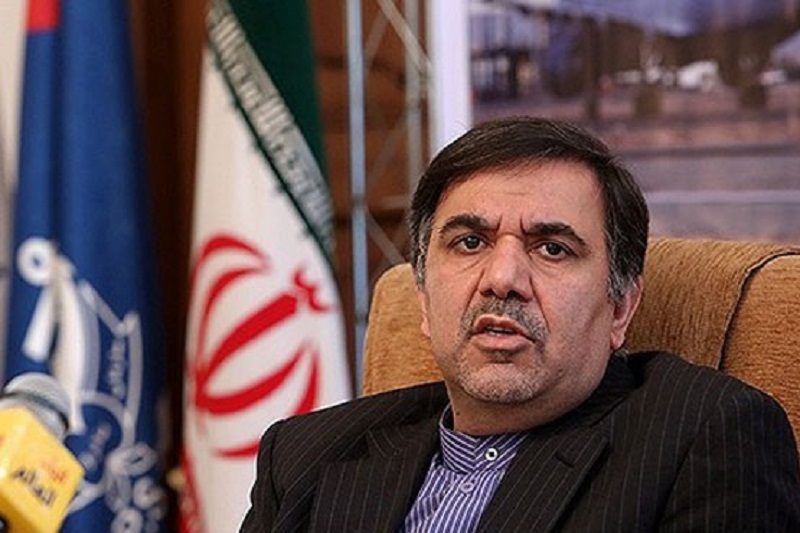 وزیر راه و شهرسازی در لبه پرتگاه