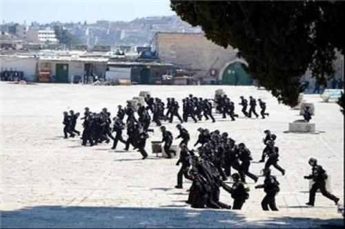یورش نظامیان صهیونیست به مسجد الاقصی برای سومین روز متوالی