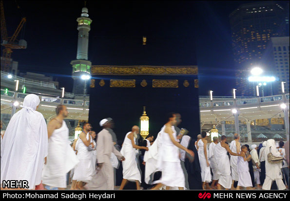 موافقت رهبری با دفن پیکر جان باختگان مکه در گلزار شهدا