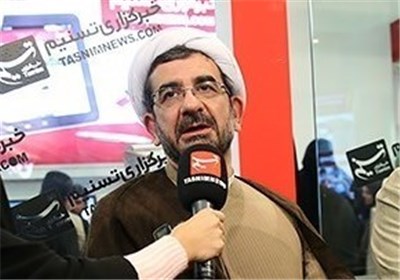  نام ایران به برکت خون شهدا استکبار را به رعشه می‌ اندازد 