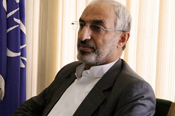 نامه زاهدی به فرهادی/ یک حاشیه جدید در وزارت علوم