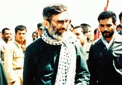 رونمایی از تصاویر ماندگار حضور رهبر انقلاب در صنعت دفاعی 