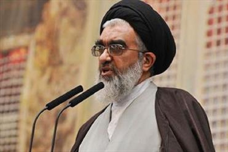 هدف آمریکا از توافق هسته ای نابودی انقلاب است