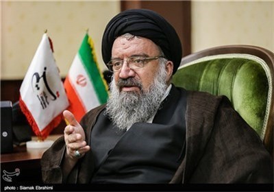 آیت‌الله خاتمی: "مرگ بر آمریکا" همان بیعت با غدیر است‌