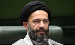 پیگیری دولت درباره فاجعه منا کم رنگ بود/مسلمانان پیگیری فاجعه را از دولت‌هایشان مطالبه کنند