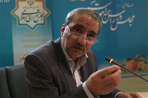 چرا نماینده مجلس در دادگاه فساد نفتی حضور یافت؟