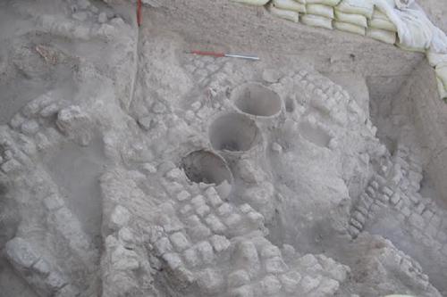 8000سال تاریخ آرمیده دردل یک تپه/سایت موزه ارسطوچشم‌انتظاراعتبار
