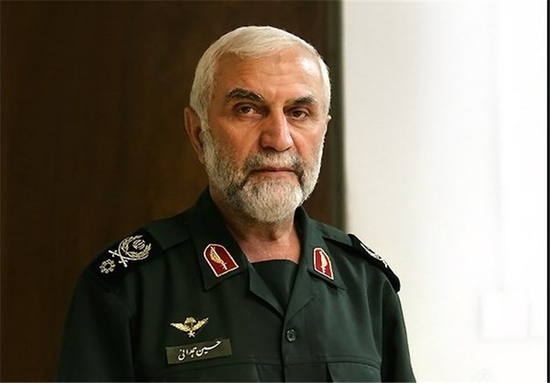 نخستین دیدار خانواده با پیکر سردار شهید حسین همدانی 
