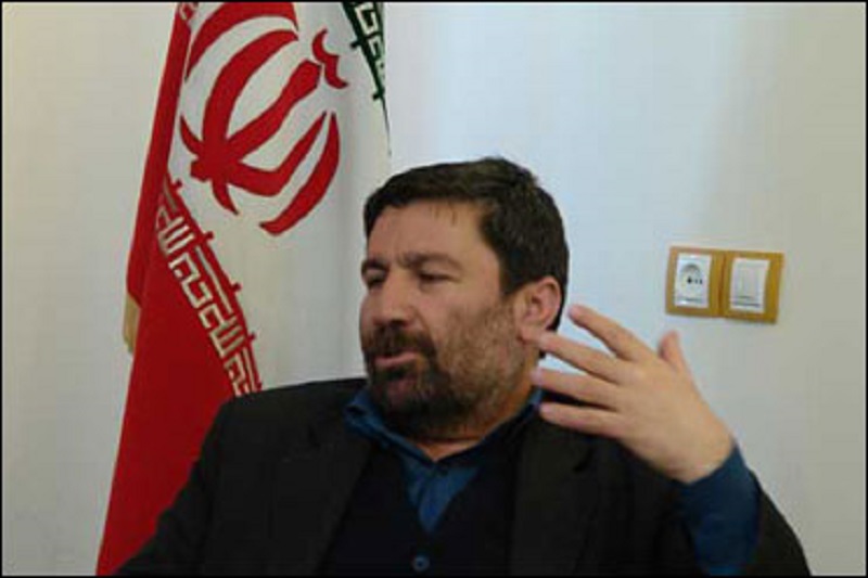 حضرتی: دولت هشدارهای رهبری را جدی بگیرد