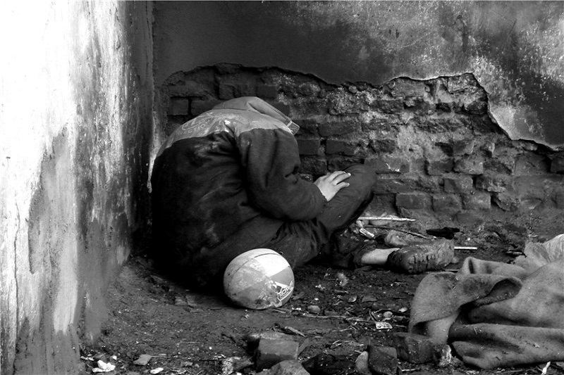 جزیره‌ای در دل تهران با ساکنانی خرقه‌پوش و خمار