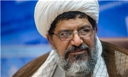 هشدار جدی به افراد سهل‌انگار نسبت به خطوط قرمز نظام/مگر گردن پاسداران زده شود که فرمان مقام معظم رهبری روی زمین بماند