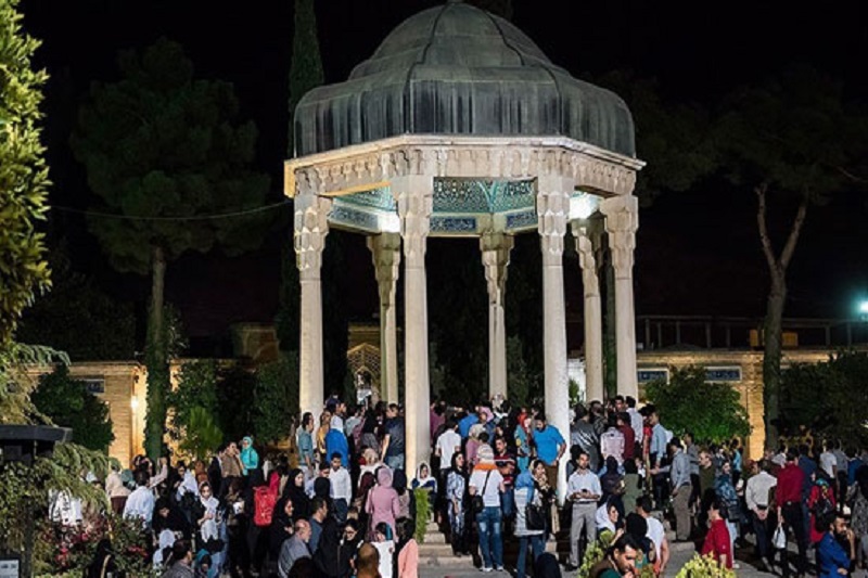 عکس:آیین بزرگداشت روز حافظ در شیراز 
