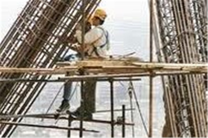  نان کارگران ساختمانی آجر شد