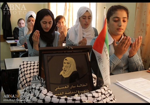 جای خالی دختر شهید فلسطینی در کلاس درس+تصاویر