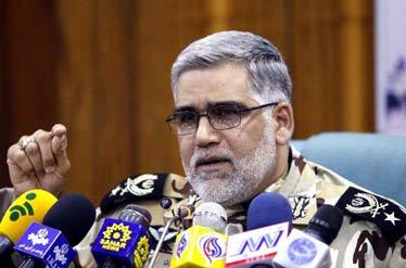 استفاده از«ربات‌های انتحاری»و موشک ضد زره«دهلاویه»در رزمایش محرم