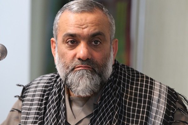 بسیج در تولی به رهبری و تبری از دشمنان اسلام سرآمد است