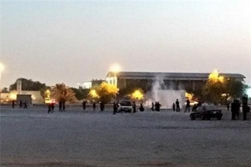 نیروهای امنیتی بحرین باز هم انقلابیون را در لؤلؤه سرکوب کردند+عکس