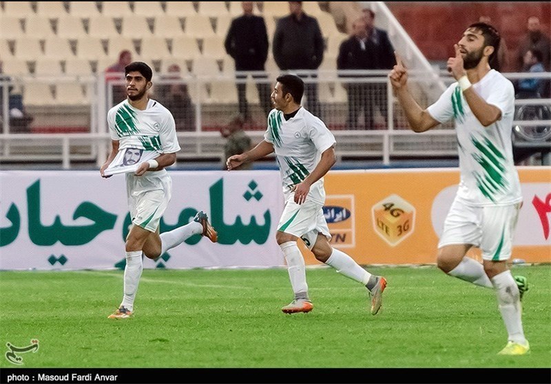 برتری پرگل ذوب‌آهن، توقف نفت و پیروزی ملوان و صبا