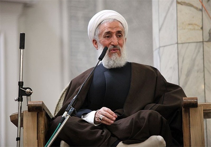 برخی می‌گویند الان باید به آمریکا سواری بدهیم