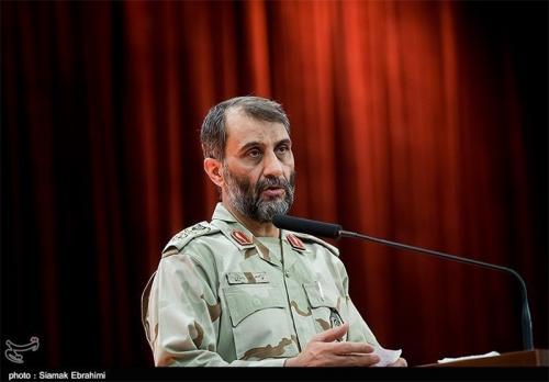 سردار رضایی: نیروهای مرزبانی تحرکات‌ دشمن را تا عمق 100کیلومتری زیرنظر دارند 