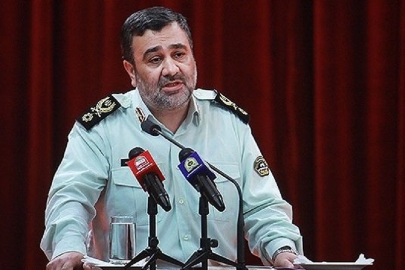 خروج از مرز مهران تنها باگذرنامه/آماده‌باش پلیس برای مراسم اربعین