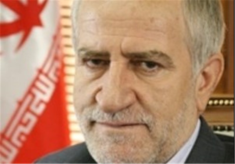 ملت ایران طومار نفوذ آمریکا را برمی‌چیند 