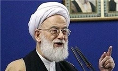 دشمنان در قضیه برجام در پی نابودی ایران هستند/ باید جلوی نفوذ دشمن را گرفت/ حکام آل‌سعود، نوکران آمریکا