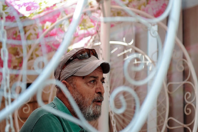 سیروس مقدم برای ساخت سریال در رمضان ۹۵ مذاکره می‌کند