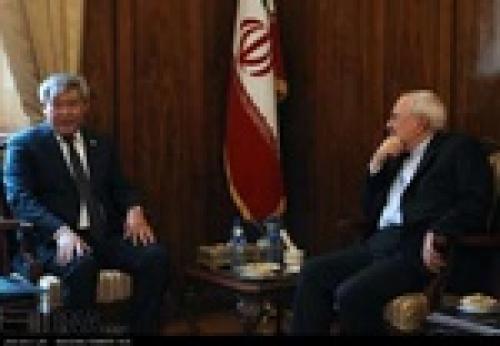 Zarif stresses implementation of Iran-Kazakh agreements 