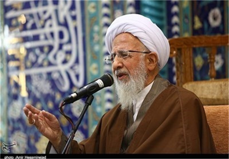 آیت‌الله جوادی‌آملی: هرگز به دنبال ساخت بمب اتمی که قدرت آن را داشتیم، نرفتیم 