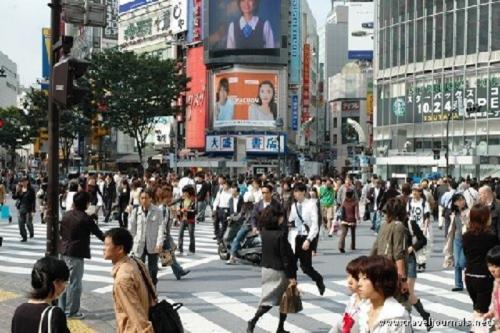 فرهنگ غربی در حال کشتن غریزه جنسی در ژاپن است