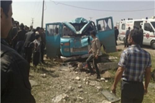 2 کشته و 23 مجروح در واژگونی مینی‌بوس