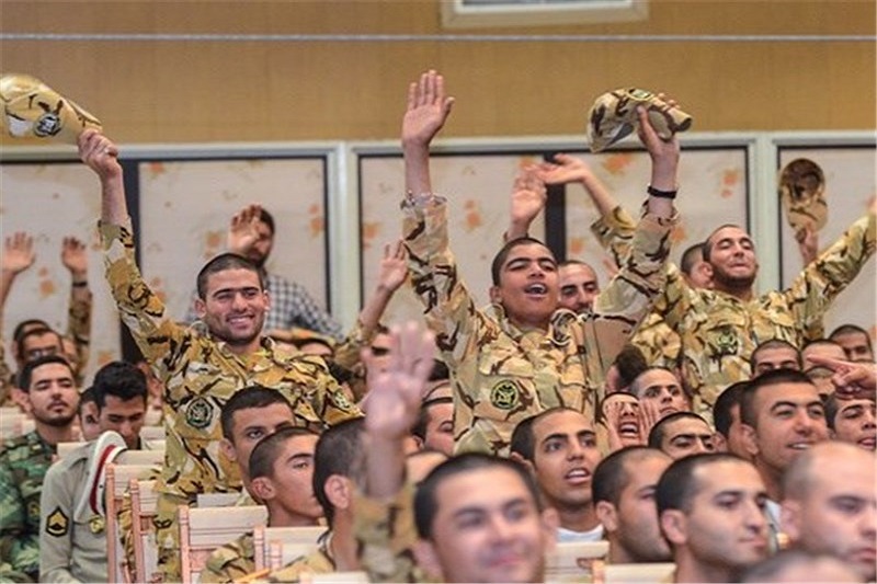  عفو گروهی از سربازان توسط مقام معظم رهبری 