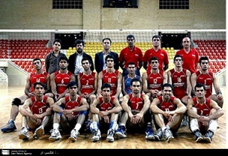 تیم والیبال پیشگامان شفق اردکان ، آریا صنعت بابل کنار را شکست داد