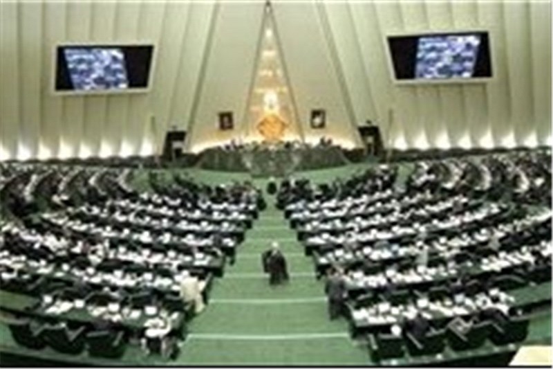  انتقاد به حقوقدان نبودن اعضای کمیسیون قضایی مجلس 