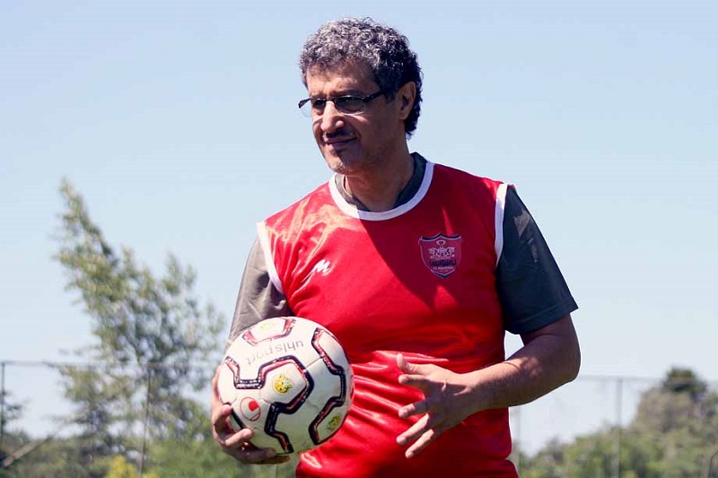  مربی پرسپولیس دلیل خودزنی‌اش در بازی با استقلال اهواز را اعلام کرد 
