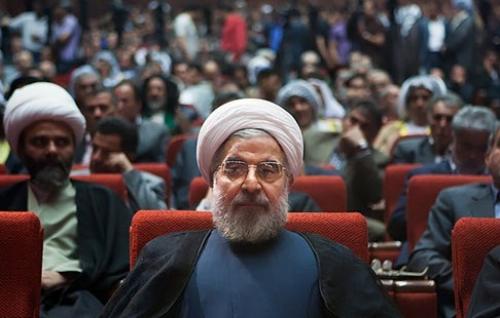 اصلاح‌طلبان از روحانی هم عبور کردند/ تداوم انحصارگرایی جریان اصلاح‌طلب/ احتمال جدا شدن‌ها همچنان وجود دارد